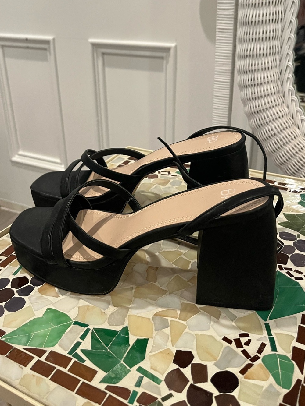 Women's Black Strappy Block Heel Sandals